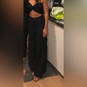 Elegant Black Wide-Leg Pants
